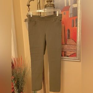 Petite Millennium Style, Two Pockets Stretch Straight Legs Pants
